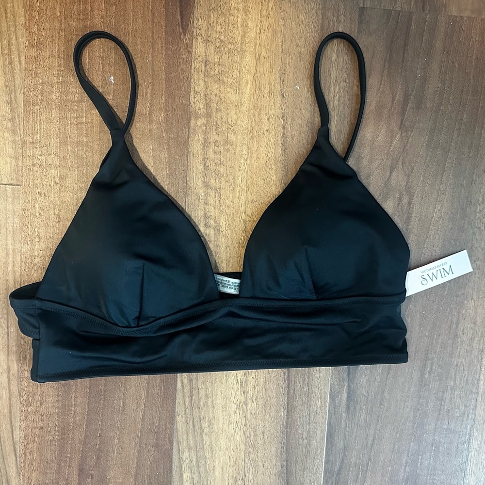 NWT Victoria’s Secret black and gold bikini top